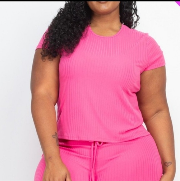 Short Set Bundle - Picture 2 of 4